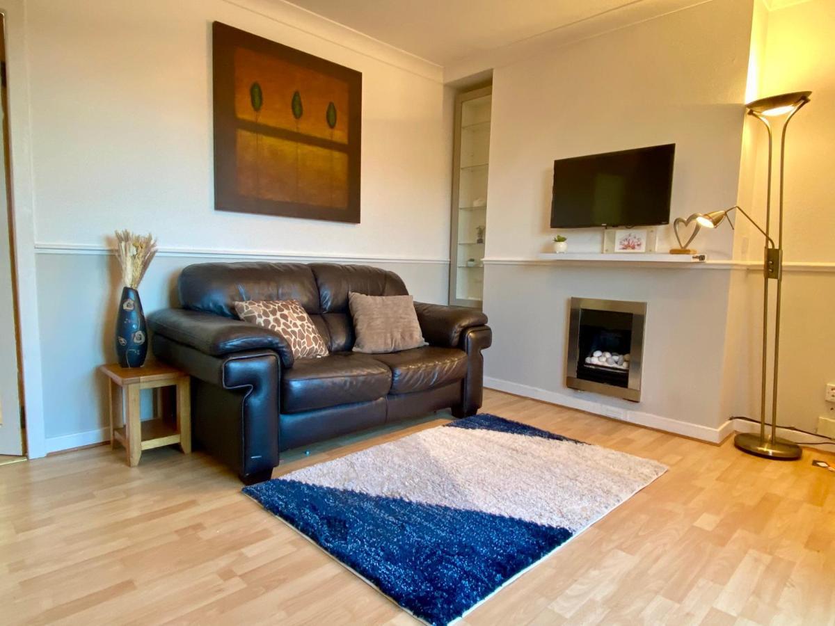 Cosy Cottage With Free Parking Close To Airport Edinburgh Exterior photo